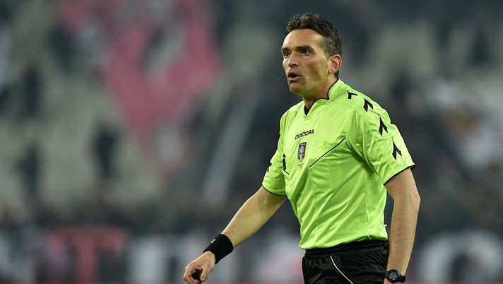 Atalanta-Roma, la moviola: ammonito De Roon, check su rigore chiesto dai giallorossi Atalanta-Roma, la moviola: ammonito De Roon, check su rigore chiesto dai giallorossi - immagine 1