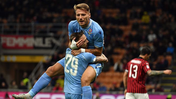 3 novembre 2019, Milan-Lazio 1-2: Ciro Immobile e Manuel Lazzari (credits: GETTY Images) 