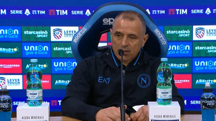 Calzona in conferenza: “Dato un segnale chiaro! Ecco come sta Rrahmani. Su Kvara…” Calzona in conferenza: “Dato un segnale chiaro! Ecco come sta Rrahmani. Su Kvara…” - immagine 1