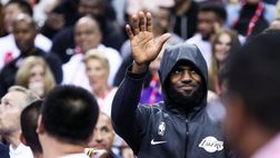 Sai chi passeggia per Ischia? Direttamente dal film Space Jam 2, ecco LeBron James!