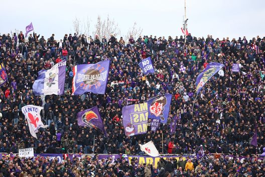 GERMOGLI PH: 19 FEBBRAIO 2023 FIRENZE STADIO ARTEMIO FRANCHI PARTITA CAMPIONATO SERIE A 2022 2023 FIORENTINA VS EMPOLI TIFOSI © FOTOCRONACHE GERMOGLI Esodo lombardo: pronti già 5.000 tifosi fra San Siro e lo Zini in Coppa- immagine 2