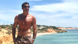 Figo e gli auguri alla figlia Stella: “Realizza i tuoi sogni”. E quella foto…