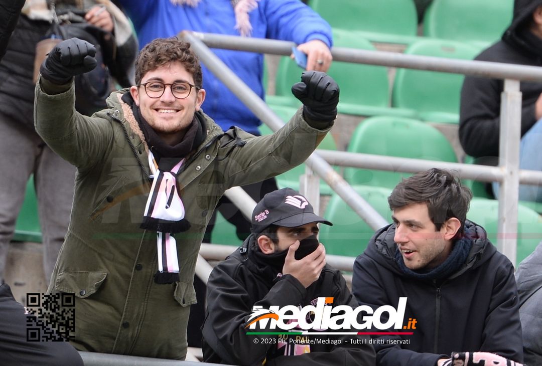 FOTOTIFO Palermo-Reggina 2-1, i tifosi allo Stadio “Renzo Barbera” (Gallery) - immagine 40