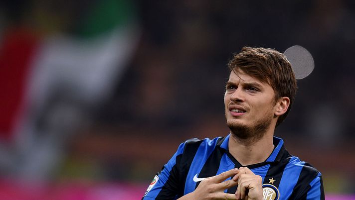 Adem Ljajic con la maglia dell'Inter 