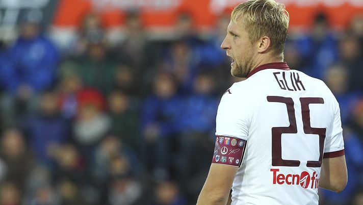 BERGAMO, ITALY - NOVEMBER 22:  Kamil Glik of Torino FC looks on during the Serie A match between Atalanta BC and Torino FC at Stadio Atleti Azzurri d'Italia on November 22, 2015 in Bergamo, Italy.  (Photo by Marco Luzzani/Getty Images) 