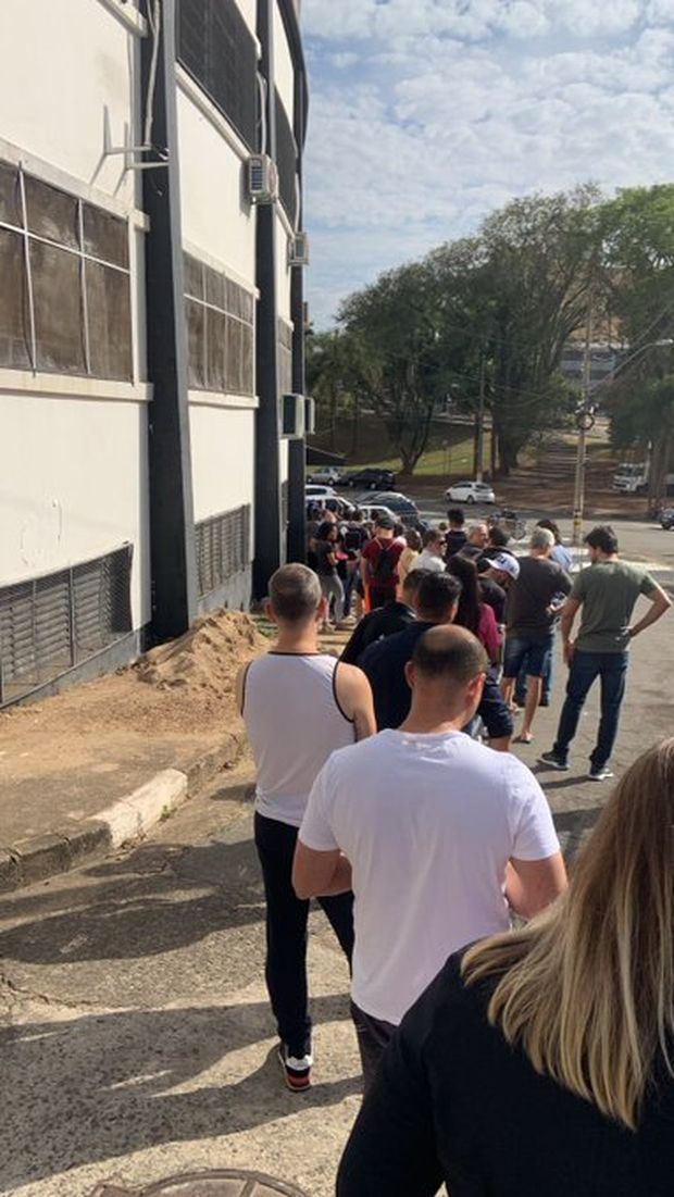 Campinas, tutti in coda per il biglietti del derby Ponte Preta-Guarani: allerta ordine pubblico…- immagine 2