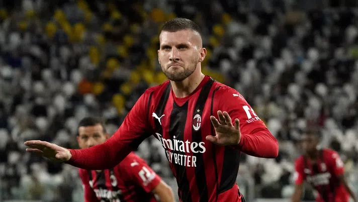 Ante Rebic (attaccante AC Milan) esulta per il suo gol in Juventus-Milan 1-1 (Serie A 2021-2022) | News (Getty Images)