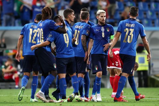 Italia-Svizzera, azzurri esultano dopo il gol Nazionale italiana