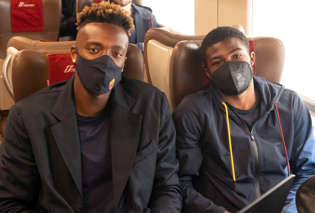 Termini, la Roma parte per Napoli – FOTO GALLERY - immagine 11