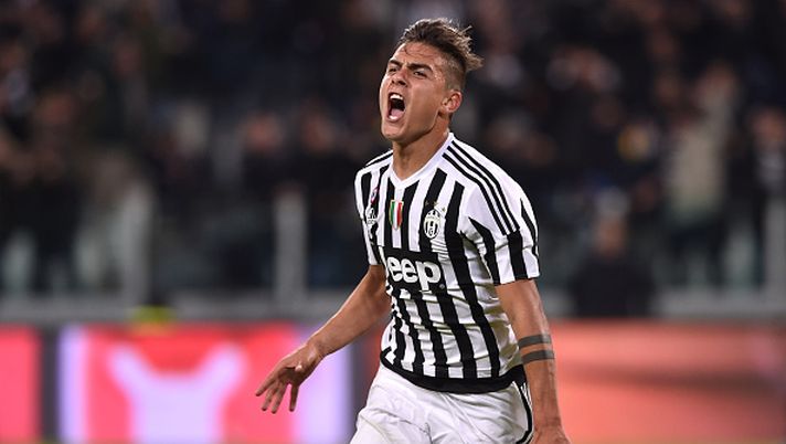Serie A: Dybala fa impazzire i tifosi bianconeri, la Juventus batte la Roma. Il racconto e le immagini dallo Stadium  Serie A: Dybala fa impazzire i tifosi bianconeri, la Juventus batte la Roma. Il racconto e le immagini dallo Stadium