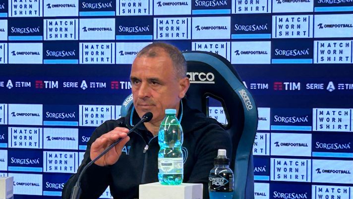 Calzona in conferenza: “Ho detto una cosa ai ragazzi. Soddisfatto di Zielinski. Su Osimhen…” - immagine 1