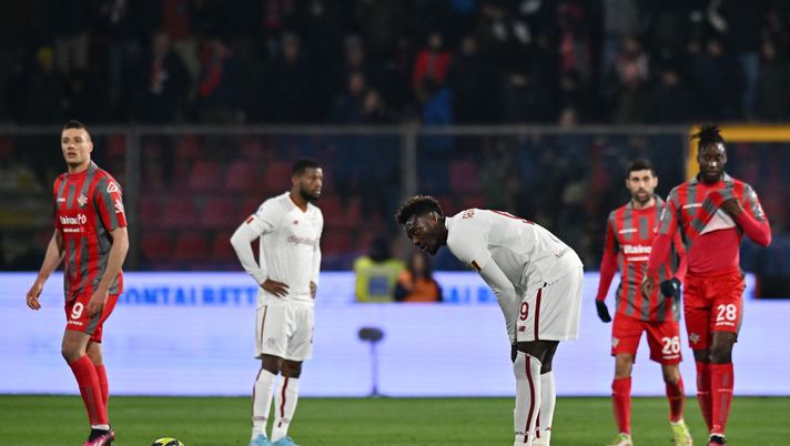 Roma, il male che non passa: la Cremonese dopo Lecce, Venezia, Ancona e Livorno - immagine 1