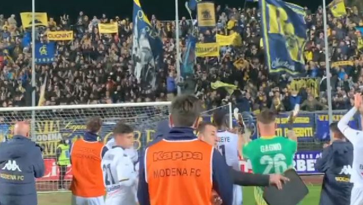 Il derby del Secchia: il Modena deve battere il Pontedera per la B, Reggio non accetta i 15 rigori ai rivali Il derby del Secchia: il Modena deve battere il Pontedera per la B, Reggio non accetta i 15 rigori ai rivali - immagine 1