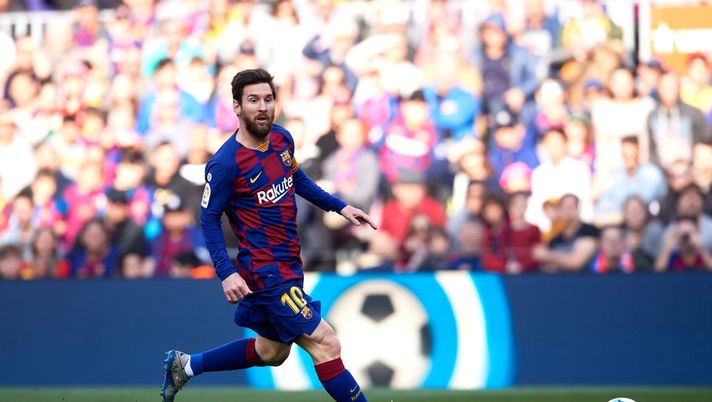 BARCELONA, SPAIN - FEBRUARY 22: Lionel Messi of FC Barcelona runs with the ball during the La Liga match between FC Barcelona and SD Eibar SAD at Camp Nou on February 22, 2020 in Barcelona, Spain. (Photo by Alex Caparros/Getty Images) BARCELONA, SPAIN - FEBRUARY 22: Lionel Messi of FC Barcelona runs with the ball during the La Liga match between FC Barcelona and SD Eibar SAD at Camp Nou on February 22, 2020 in Barcelona, Spain. (Photo by Alex Caparros/Getty Images)