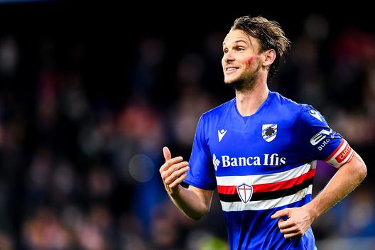 GENOA, ITALY - NOVEMBER 21: Albin Ekdal of Sampdoria celebrates after the Serie A match between UC Sampdoria and Hellas Verona FC at Stadio Luigi Ferraris on November 27, 2021 in Genoa, Italy. (Photo by Getty Images) GENOA, ITALY - NOVEMBER 21: Albin Ekdal of Sampdoria celebrates after the Serie A match between UC Sampdoria and Hellas Verona FC at Stadio Luigi Ferraris on November 27, 2021 in Genoa, Italy. (Photo by Getty Images)