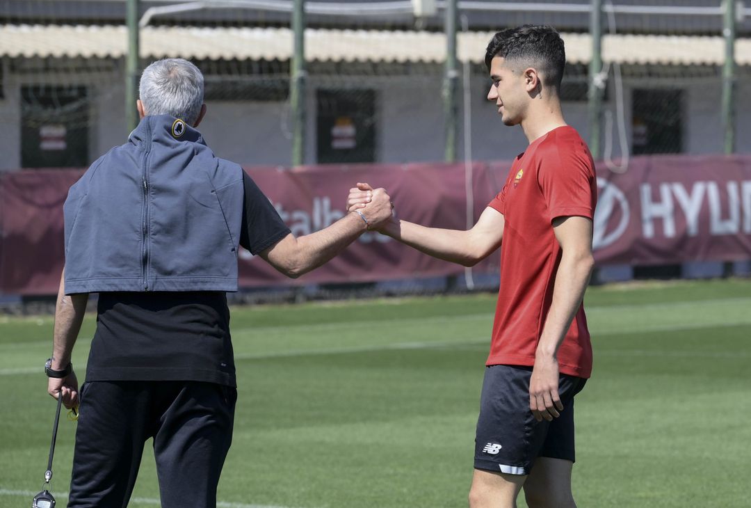 Roma in campo per preparare la sfida contro il Leicester – FOTO GALLERY - immagine 3
