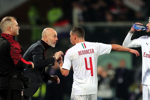 Stefano Pioli e Ismael Bennacer Stefano Pioli e Ismael Bennacer