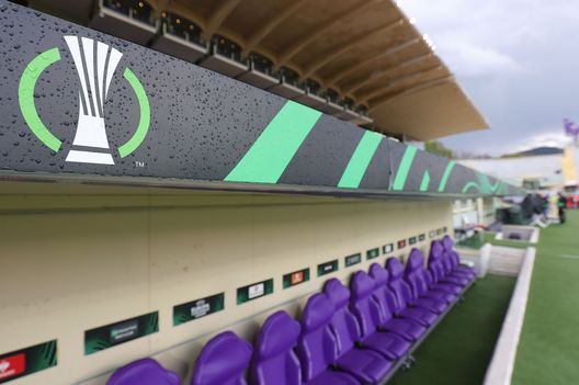FLORENCE, ITALY - APRIL 20: General view inside the stadium Artemio Franchi during the UEFA Europa Conference League quarterfinal second leg match between ACF Fiorentina and Lech Poznan at Stadio Artemio Franchi on April 20, 2023 in Florence, Italy. (Photo by Gabriele Maltinti/Getty Images) Sgarbi: “No della UE ai fondi per il Franchi? Ecco cosa si potrebbe fare ora”- immagine 2