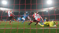 Champions, i risultati: Napoli sconfitto dal Feyenoord, approda in Europa League