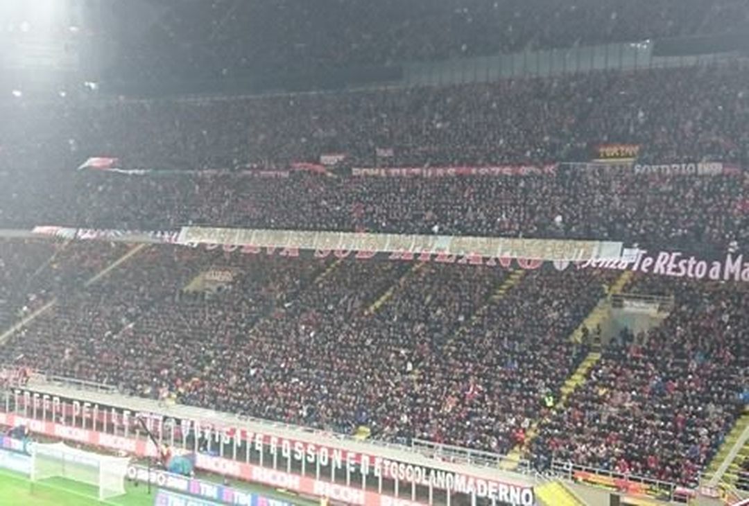  La Curva Sud prima del derby, foto PianetaMilan.it 