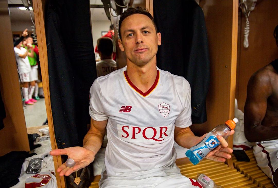 La Roma in finale di Europa League: che festa negli spogliatoi – FOTO GALLERY - immagine 33