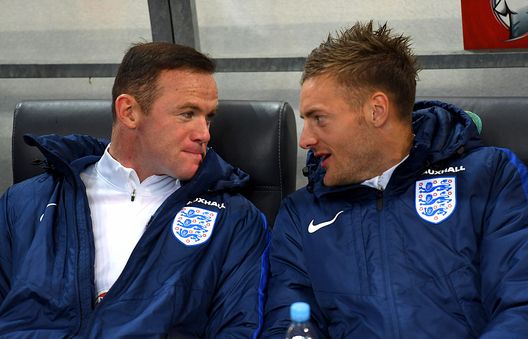 LJUBLJANA, SLOVENIA - OCTOBER 11: Wayne Rooney of England speaks with team-mate Jamie Vardy on the bench before the FIFA 2018 World Cup Qualifier Group F match between Slovenia and England at Stadion Stozice on October 11, 2016 in Ljubljana, Slovenia. (Photo by Laurence Griffiths/Getty Images) LJUBLJANA, SLOVENIA - OCTOBER 11: Wayne Rooney of England speaks with team-mate Jamie Vardy on the bench before the FIFA 2018 World Cup Qualifier Group F match between Slovenia and England at Stadion Stozice on October 11, 2016 in Ljubljana, Slovenia. (Photo by Laurence Griffiths/Getty Images)
