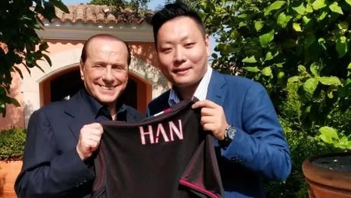 Silvio Berlusconi Han Li Milan closing cinesi