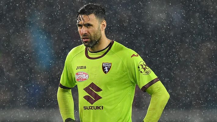 TURIN, ITALY - NOVEMBER 23:  Salvatore Sirigu of Torino FC looks dejected at the end of  the Serie A match between Torino FC and FC Internazionale at Stadio Olimpico di Torino on November 23, 2019 in Turin, Italy.  (Photo by Valerio Pennicino/Getty Images)