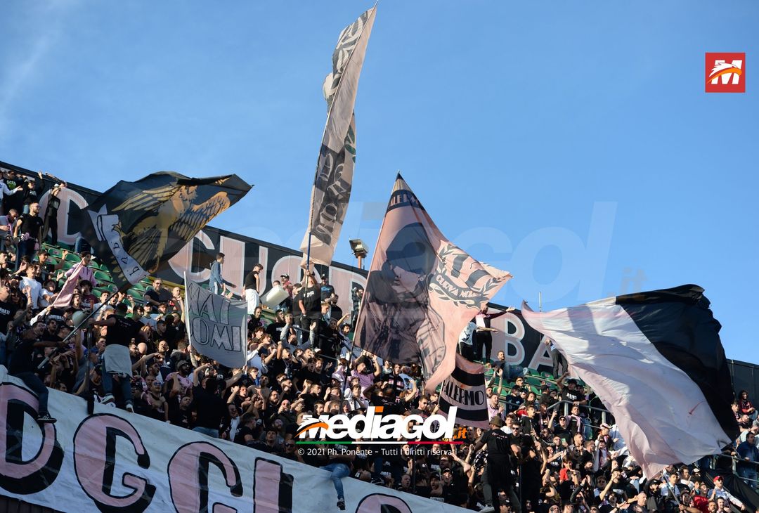FOTO, i tifosi allo stadio per Palermo – Potenza 2-0 (Gallery) - immagine 69