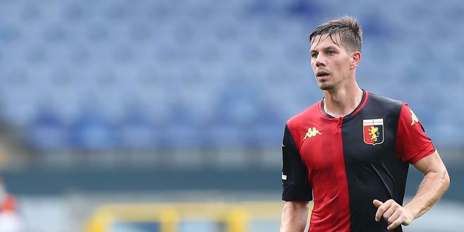 GENOA, ITALY - SEPTEMBER 20: Miha Zajc of Genoa CFC looks on during the Serie A match between Genoa CFC and FC Crotone at Stadio Luigi Ferraris on September 20, 2020 in Genoa, Italy.  (Photo by Gabriele Maltinti/Getty Images) 