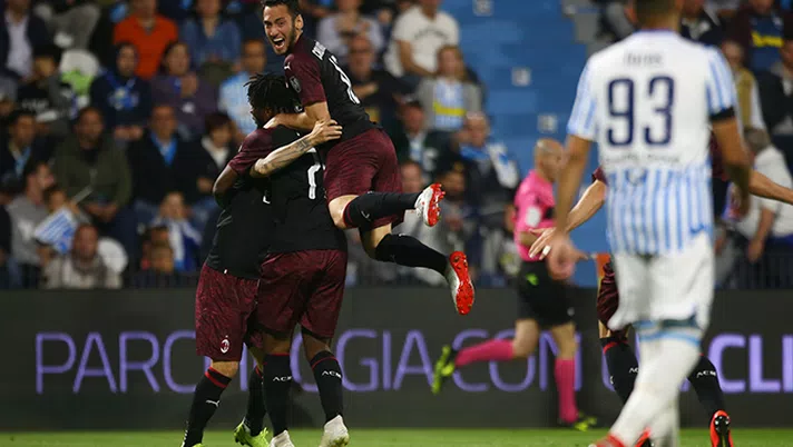 26 maggio 2019, Spal-Milan 2-3: l'esultanza dei giocatori rossoneri (credits: acmilan.com)