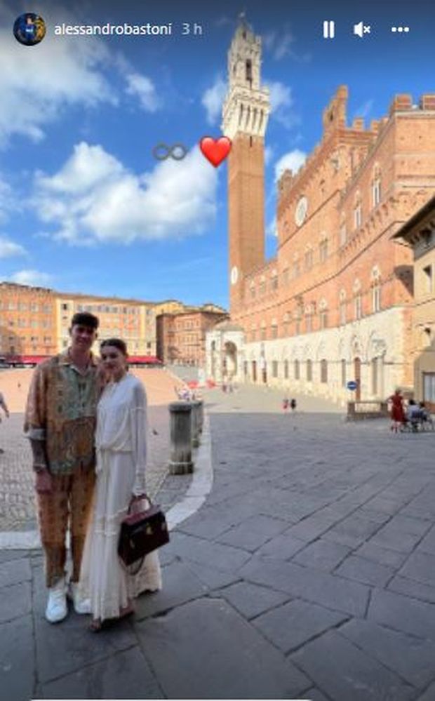 Bastoni in vacanza con Camilla e la piccola Azzurra, tappa a Siena- immagine 2