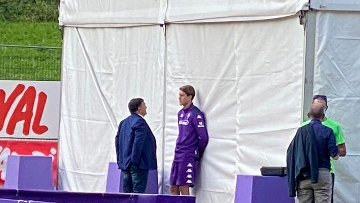 Vlahovic e “la terra di mezzo”: il rinnovo misura le ambizioni gigliate 