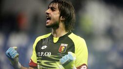 Leonardo Pavoletti, l’attaccante del Napoli, e Mattia Perin, il portiere del Genoa