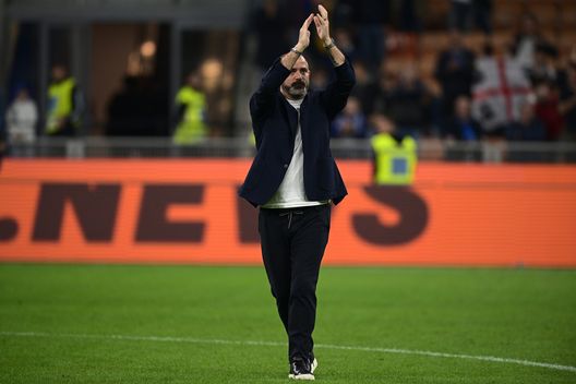 MILAN, ITALY - OCTOBER 29: Head coach of UC Sampdoria Dejan Stankovic looks on at the end of the Serie A match between FC Internazionale and UC Sampdoria at Stadio Giuseppe Meazza on October 29, 2022 in Milan, Italy. (Photo by Mattia Ozbot - Inter/Inter via Getty Images) Qui Sampdoria, squadra in campo verso la Fiorentina: Winks recupera?- immagine 2