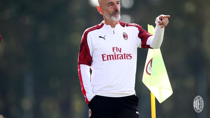 Stefano Pioli, allenatore del Milan (credits: acmilan Twitter) 
