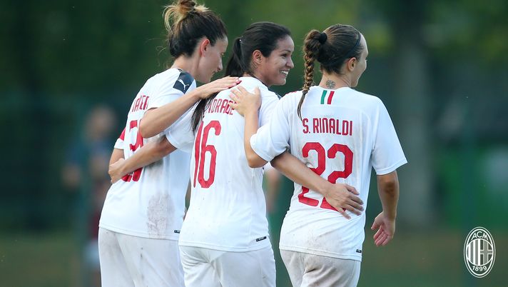 Il Milan Femminile festeggia un gol (credits: acmilan.com) 