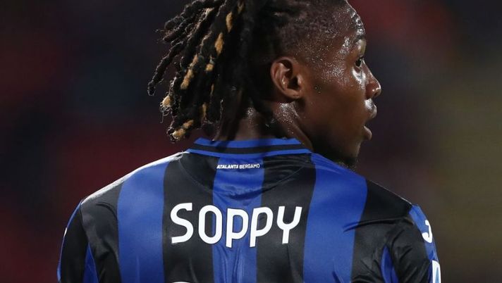 MONZA, ITALY - SEPTEMBER 05: Brandon Soppy of Atalanta BC looks on during the Serie A match between AC Monza and Atalanta BC at Stadio Brianteo on September 05, 2022 in Monza, Italy. (Photo by Marco Luzzani/Getty Images) Scommesse per la sesta giornata di Serie A: ecco undici nomi per il fantacalcio- immagine 1
