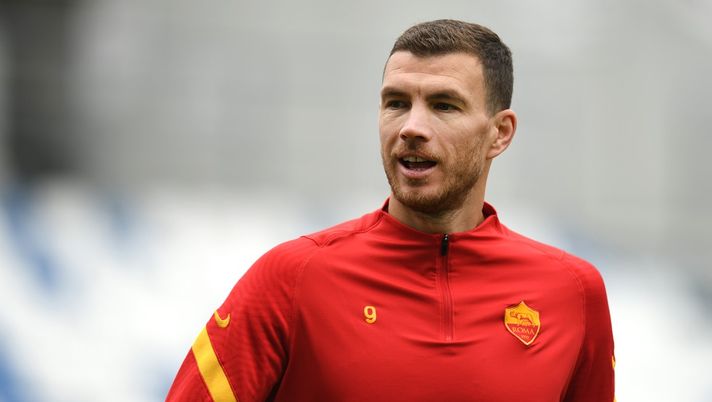 Edin Dzeko, attaccante della Roma ed obiettivo di calciomercato dell'Inter (Getty Images) 