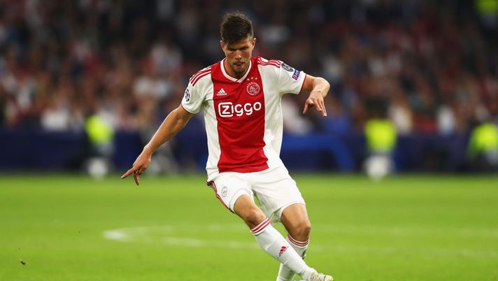 AMSTERDAM, NETHERLANDS - SEPTEMBER 19: Klaas-Jan Huntelaar of Ajax in action during the Group E match of the UEFA Champions League between Ajax and AEK Athens at Johan Cruyff Arena on September 19, 2018 in Amsterdam, Netherlands. (Photo by Dean Mouhtaropoulos/Getty Images) AMSTERDAM, NETHERLANDS - SEPTEMBER 19: Klaas-Jan Huntelaar of Ajax in action during the Group E match of the UEFA Champions League between Ajax and AEK Athens at Johan Cruyff Arena on September 19, 2018 in Amsterdam, Netherlands. (Photo by Dean Mouhtaropoulos/Getty Images)