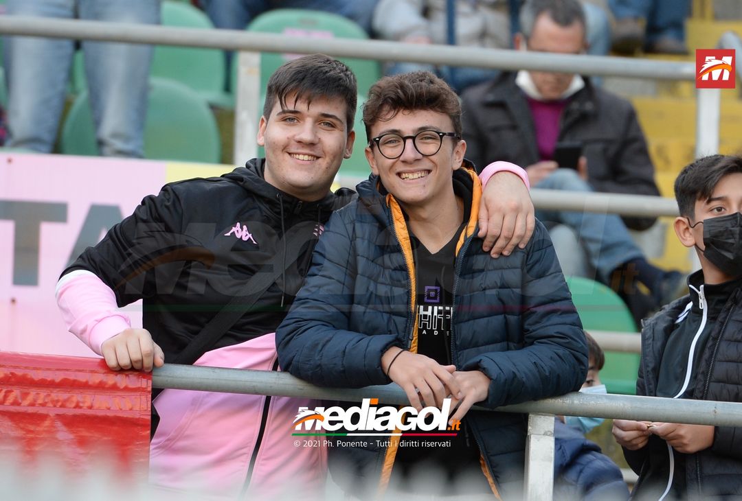 FOTO, i tifosi allo stadio per Palermo – Potenza 2-0 (Gallery) - immagine 79