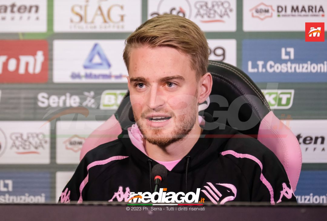 FOTO PALERMO, la presentazione di Simon Graves in conferenza stampa (Gallery) - immagine 4