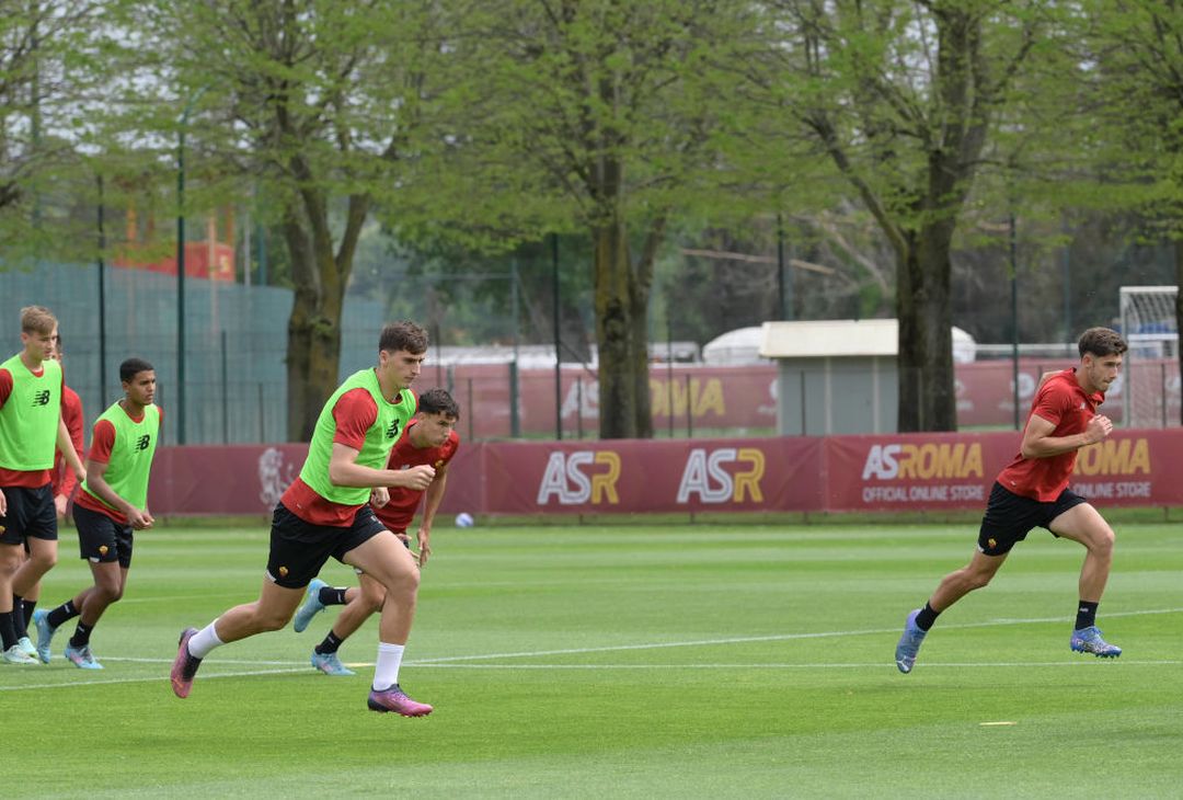 La Roma non si ferma: primo allenamento pre-Fiorentina – FOTO GALLERY - immagine 8