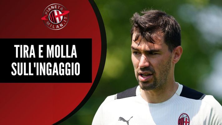 Alessio Romagnoli, difensore in scadenza con il Milan, è in trattativa con la Lazio