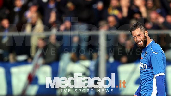 Serie A: 1-1 tra Crotone ed Empoli, vincono Juve e Fiorentina. I risultati al 45′ e la classifica provvisoria Serie A: 1-1 tra Crotone ed Empoli, vincono Juve e Fiorentina. I risultati al 45′ e la classifica provvisoria