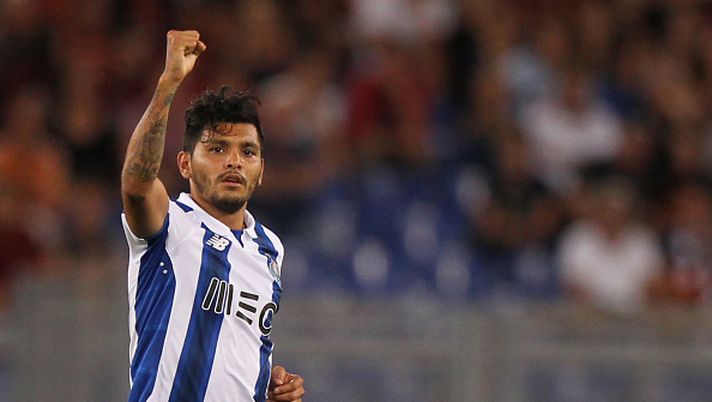 ROME, ITALY - AUGUST 23:  Jesus Corona FC Porto celebrates after scoring the team's third goal during the UEFA Champions League qualifying playoff round second leg match between AS Roma and FC Porto at Stadio Olimpico on August 23, 2016 in Rome, Italy.  (Photo by Paolo Bruno/Getty Images) 