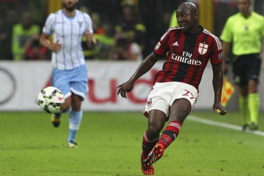  Pablo Armero in azione contro la Lazio (Fonte: www.calcioworld.it) 