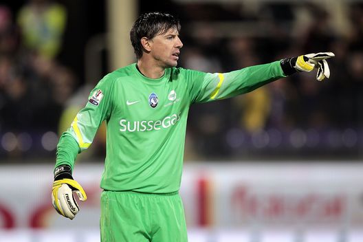  FLORENCE, ITALY - JANUARY 21: Vlada Avramov of Atalanta BC gestures during the TIM Cup match between ACF Fiorentina and Atalanta BC at Artemio Franchi on January 21, 2015 in Florence, Italy. (Photo by Gabriele Maltinti/Getty Images) 
