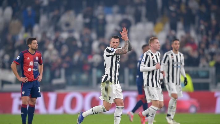 TURIN, ITALY - DECEMBER 21: Federico Bernardeschi of Juventus during the Serie A match between Juventus and Cagliari Calcio at Allianz Stadium on December 21, 2021 in Turin, Italy. (Photo by Daniele Badolato - Juventus FC/Juventus FC via Getty Images) Bernardeschi, parla Drago il suo mentore: “Troppi pregiudizi, ma adesso…” - immagine 1