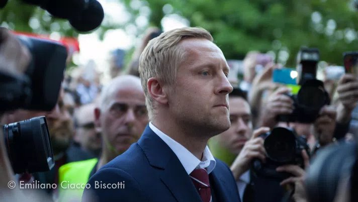 Glik legge i nomi dei caduti di Superga il 4 maggio 2016